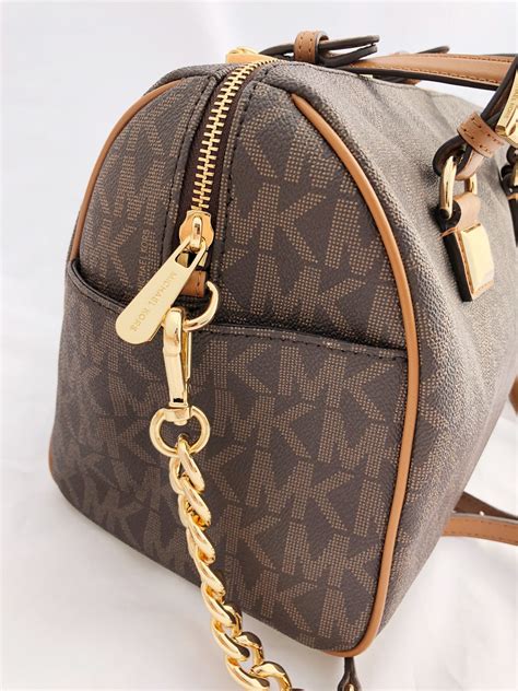 michael kors tasche modell im 1612|Michael Kors online store.